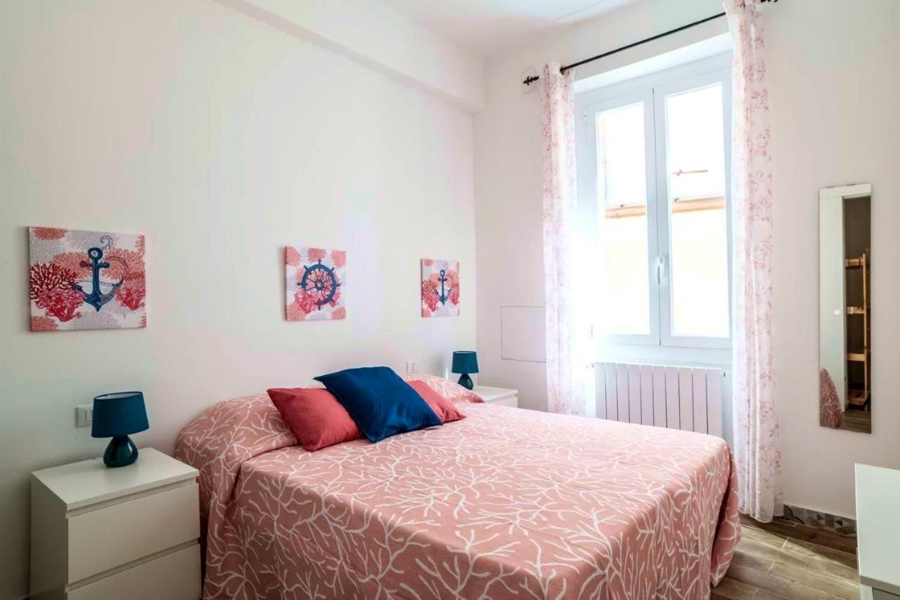 A Mae Riva - La Tua Casa Al Porto Antico Apartment เจนัว ภายนอก รูปภาพ