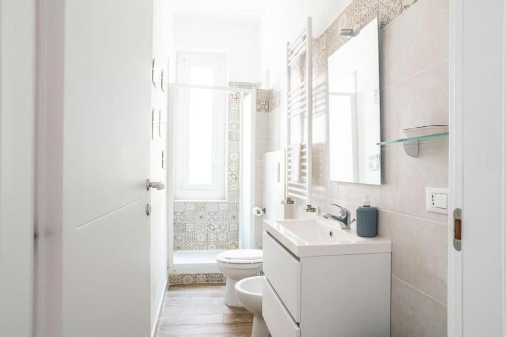 A Mae Riva - La Tua Casa Al Porto Antico Apartment เจนัว ภายนอก รูปภาพ